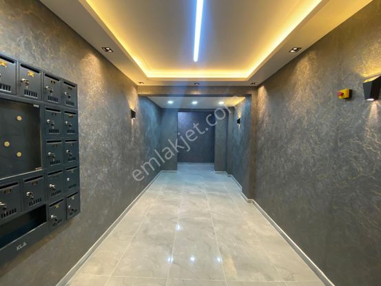 Marka Emlak'tan Ferudun Çelık Mahalesınde 6.katta 3+1 Ebeveyn Banyolu