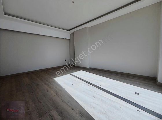 Beypınar Kolejler Bölgesinde Salon Mutfak Ayrı Satlık 2+1 Daire