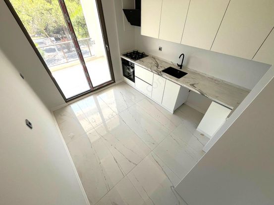 Aygül'den Edremit Zeytinli'de Muhteşem Doğa Manzaralı Sıfır Çift Cephe Ayrı Mutfak 2+1 Satılık Daire