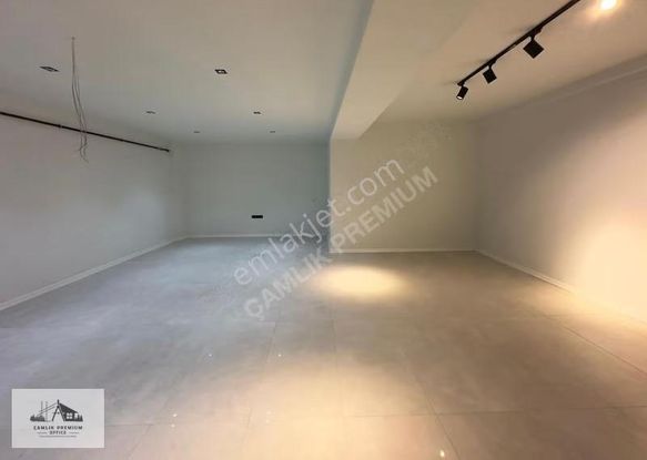 Şirinköy Mevki Satılık Yeşil Alan Cepheli Müstakil Villa