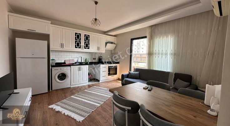 Alata Denize 300 M Mesafede Acil Satılık 1+1 Daireler