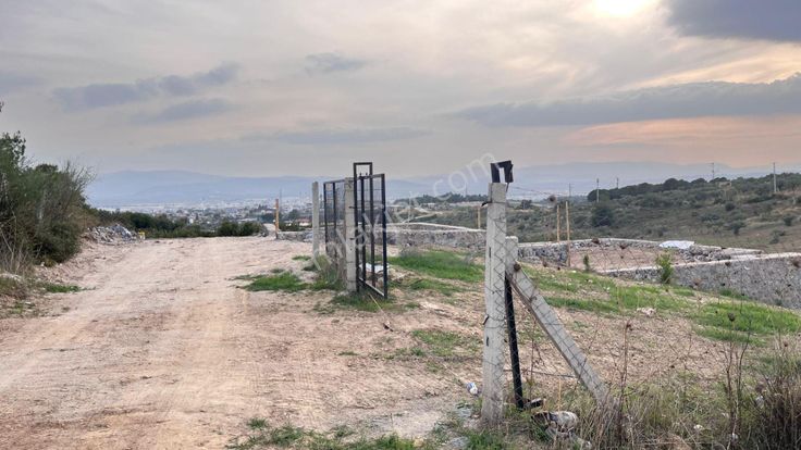 Torbalı Yazıbaşı'nda Satılık 483 M² Villa İmarlı Arsa