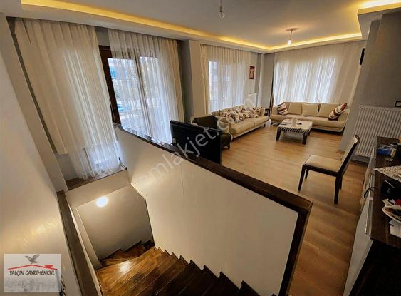 Türkiş'te Nezih Lokasyonda Eşyalı Kiralık 3+1 Ters Dubleks