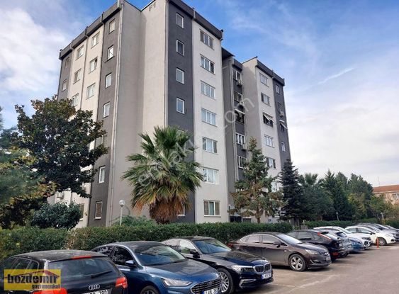 Bozdemir'den Yahyakaptanda F Bloklarda Arakat Eşyalı 3+1 Kiralık