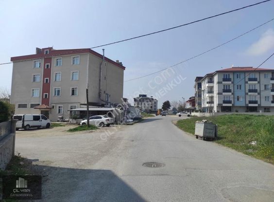 ## 8 Adet 2+1 Yapılabilecek Arsa ##