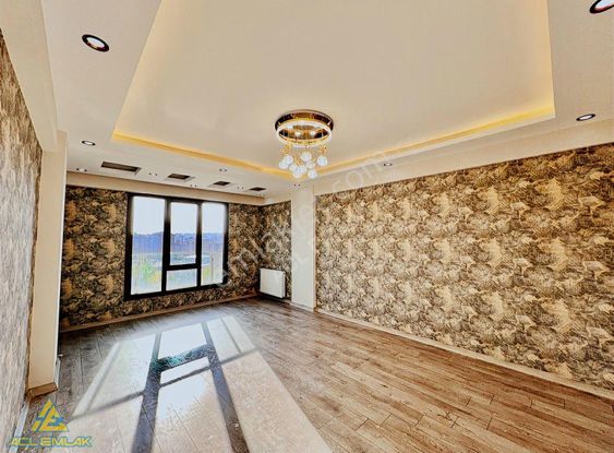 Karaköprü Atakent'de Köşe Başında 4+1 Satılık Ultra Lüks Daire