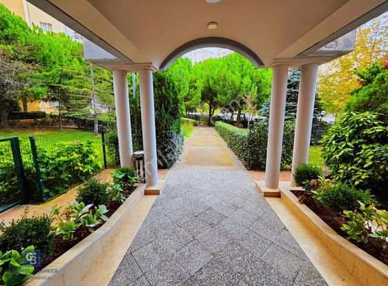 Beylikdüzü Yeşilkent2 Sitesinde 3+1 Satılık Daire Net 140m2