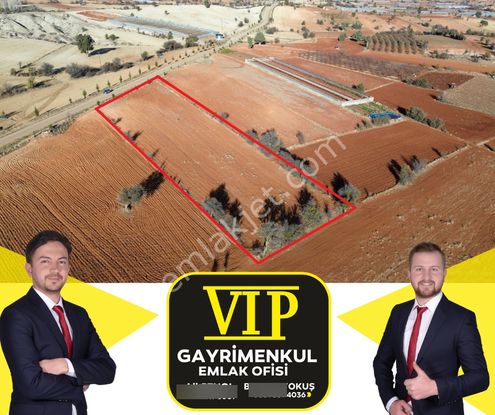 Vip Gayrimenkul'den Geçmen Mah. Anayol Cepheli 4.256m² Tarla