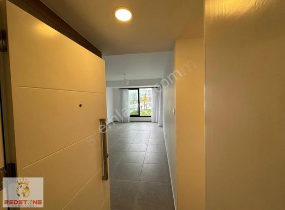 Kıbrıs Girne Esentepe Sunvalley Projesïnde Eşyalı 2+1 Satılık Ev