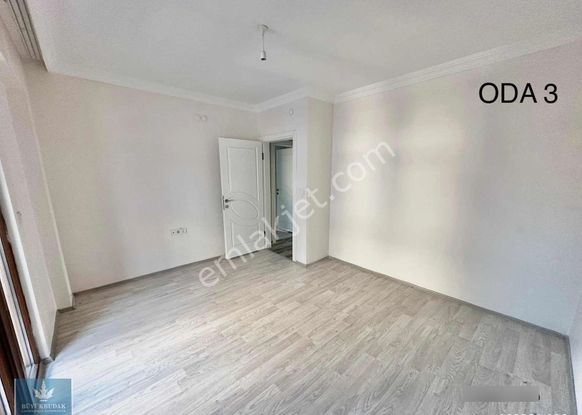 İhsaniye Hastane Arkası Siteiçi 3+1 Arakat Daire