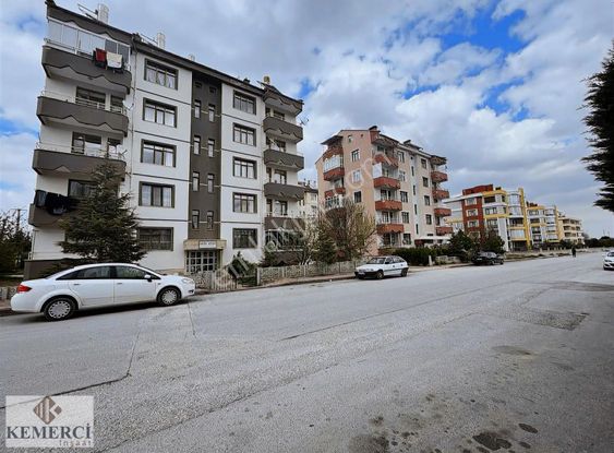 Kemerciden Kozağaç Mah. 3+1 Bakımlı Asansörlü Satılık Daire