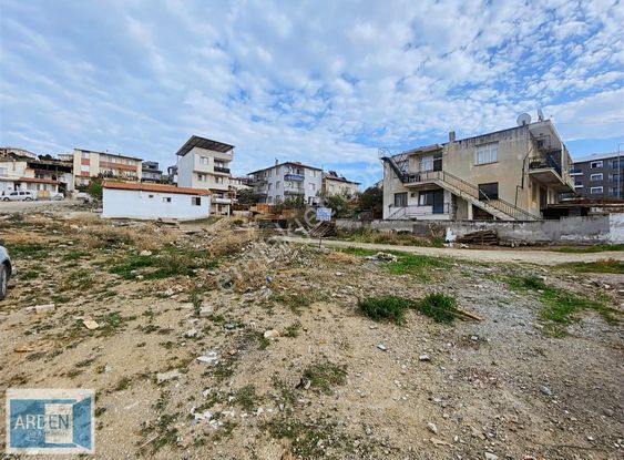 Arden Gyo'dan S.hisar Ç. İbrahim Bey Mah.'de İkiz Villalık Arsa