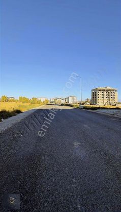 Sıfır Eşyalı Balkonlu Oturuma Hazır Daire