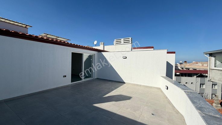 Aydın Kuşadası Güzelçamlı’da Oturuma Hazır Satılık 2+1 Dubleks Daire