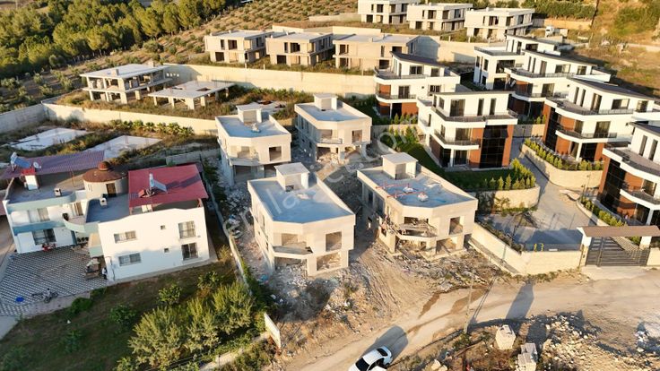 Acill Kelepir Kaçmaz Fiyat 17milyondan Düştü 5+1 Villa Çarkıpare Havuzlu Arsa 225m2 Fore Kazık