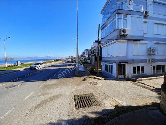 Narlıdere Liman Reis Mah. Denize 20 Mt Mesafede Zemin Kat Daire