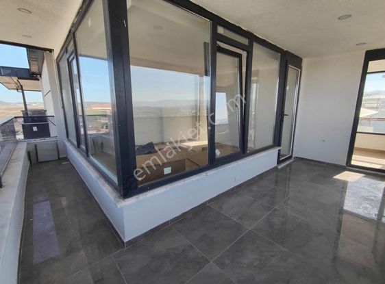 Çiftlikköy Bayraktepede 3+1 Full Deniz Manzaralı Dubleks Daire