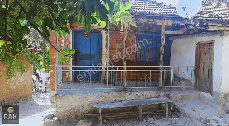 Pak Yapı'dan Satılık İvrindi Kıpıklar Mah.köy Evi 2+1