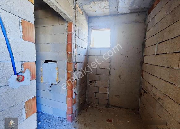 Anamur Bahçelievler Satılık 3+1 Geniş Daireler Ve İşyerleri