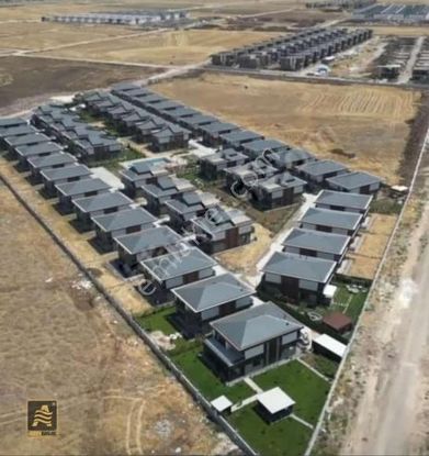 Diyarbakır Yenişehir Dökmetaşta Satılık Ultra Lüx 5+1 Villa
