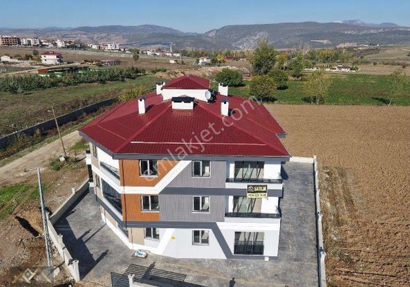 Güney Emlaktan Esentepe Mah. Satılık 2+1