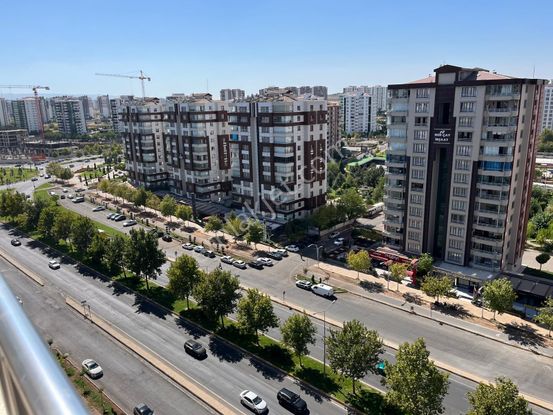 Taha Emlak Tan 75 Mt Lik Yol Üzerinde Kiralık 4+1 Daire