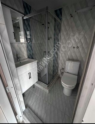 Mesken Tapulu İzmir Merkezde 1+1 75 M2 Tadilatlı Daire