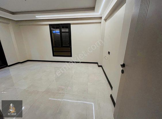 Elit Emlak'tan Reşatbey Mah.3+1 Fırsat Daire