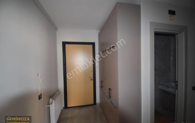 Bağımsız Mutfak, Havuzlu Sıfır 2+1 Satılık Daire