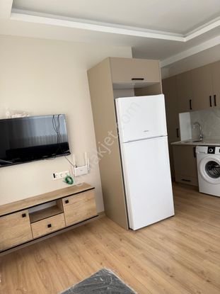 Adana Sarıçam Gültepe Osmangazi Tokilere Yakın Konumda Olan Bulvar Üstü Eşyalı 1+1 Kiralık Daire