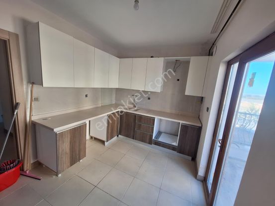 Adana Sarıçam Buruk Tokilerinde Okula Yola Yakın 2+1 Fırsat Kiralık Daire