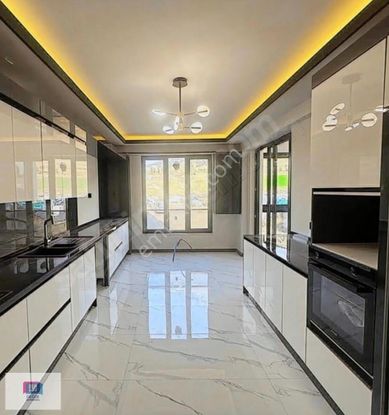 Değer Emlak'tan Saray İnşt'da Full Açık Cepheli Lüks 4+1 Daire!