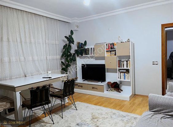 Sancaktepe Mevlana Mah. Cadde Üstü Satılık 2+1