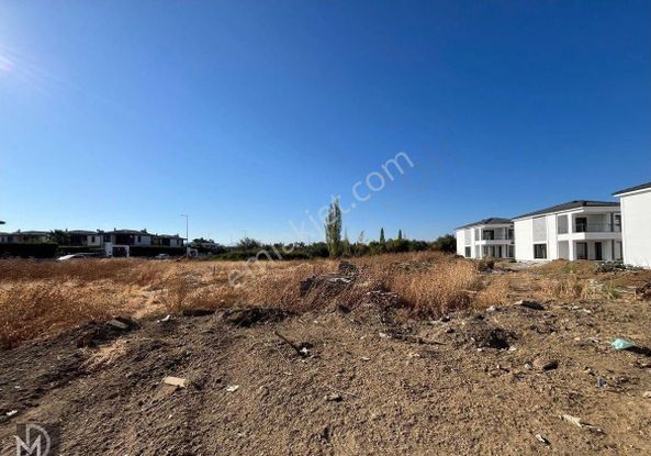 Edremit Hamidiye Mahallesinde 1.765 Metrekare İmarlı Satılık Arsa