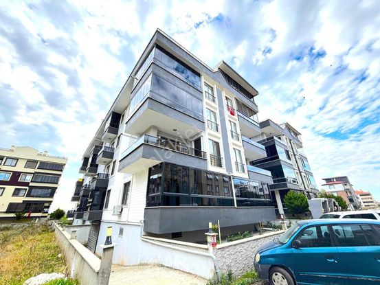 ❇️🟣altınkum'da Kapalı Otoparklı Arakat Eşyalı Geniş Balkonlu 1+1 Daire