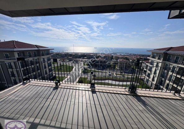 Deniz İstanbul Sedef Konakları Panoramik Deniz Manzaralı 4+1