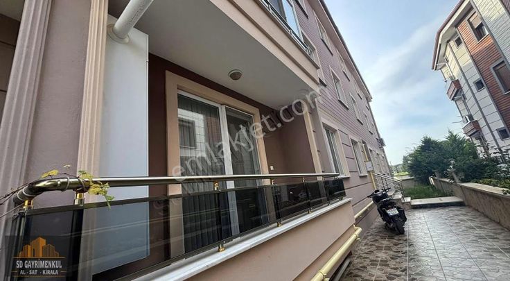 Gömeç Mithatpaşada Ferah Ve Konforlu 3+1 Daire