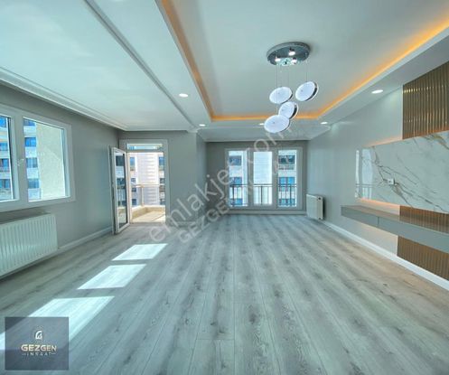 Esenyurt Talatpaşa Mahallesinde Ulaşıma Yakın 2+1 Satılık Daire