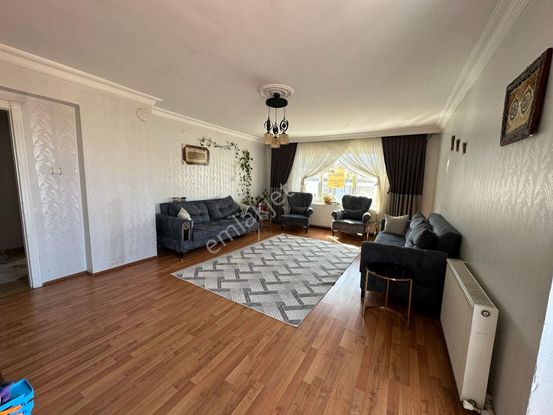 Altındağ - Battalgazi Mahallesinde Caddeye Yakın 3+1 Satılık Daire !!!