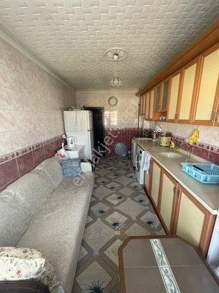 Sincan Malazgirt Mah.'de Satılık 4+1 Asansörlü Cadde Cephe Daire