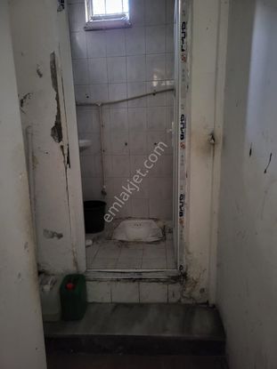 250 M2 Güzel Konumlu Birçok İşe Uygun İşyeri 25.000₺