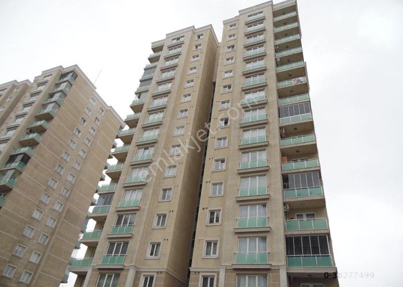 Bakırköy Saray Emlaktan Esenyurt Kiptaş 5 Etapda Kiralık 2+1 95 M2 27.000 Tl