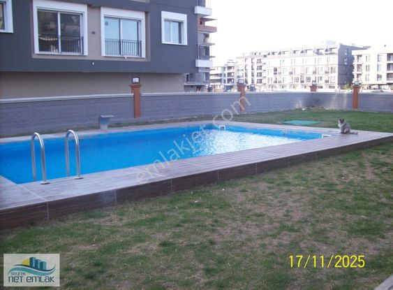 Seyrek De Yatırımlık Havuzlu Bahçeli 1+1 2.600.000.tl