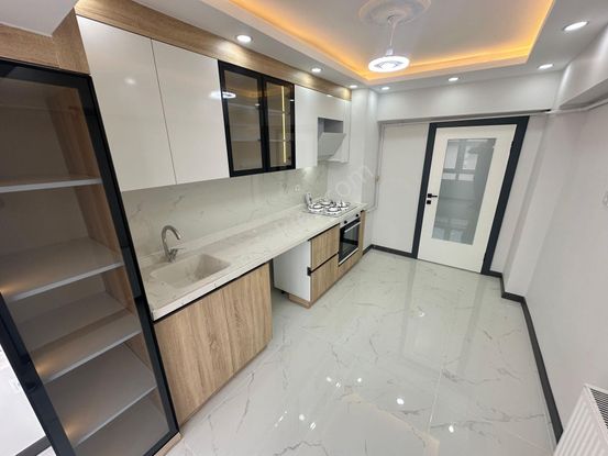 Sincan Ahi Evran'ın Gözde Dairesi!! 3+1 Lüks Yapılı Fırsat Daire!