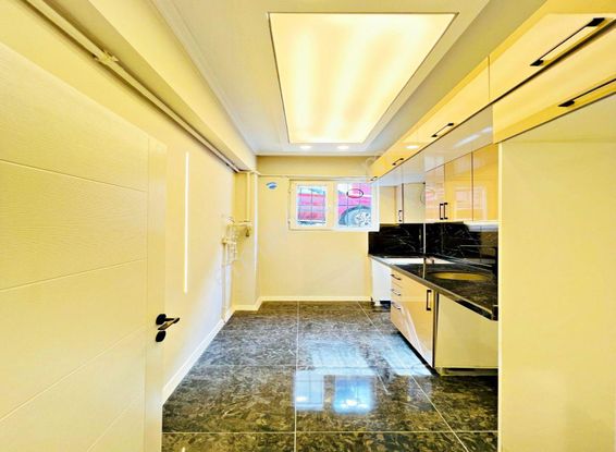 Ana Caddeye Yürüme Mesafesinde Full Dekorlu 2+1 Fırsat Daire