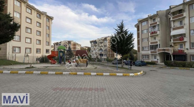 Re/max Mustafa Öz Korucuk Mh. Dorukkent 2+1 80m² Site İçi