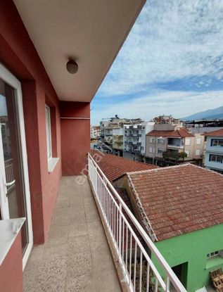 Ersoy Emlak'tan Satılık Temiz Ara Kat 3+1 Daire