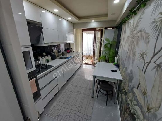 Kuşcağız Mahallesi'nde Full Yapılı 3+1 Daire!