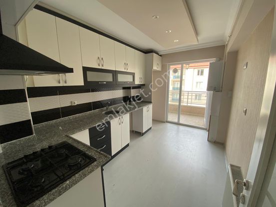 Atapark Mahallesi'nde Full Yapılı Ara Kat 3+1 Daire!