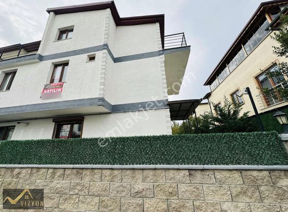 Bayramoğlunda Fırsat Müstakil Giriş Bahçeli 3+1 Triplex Villa